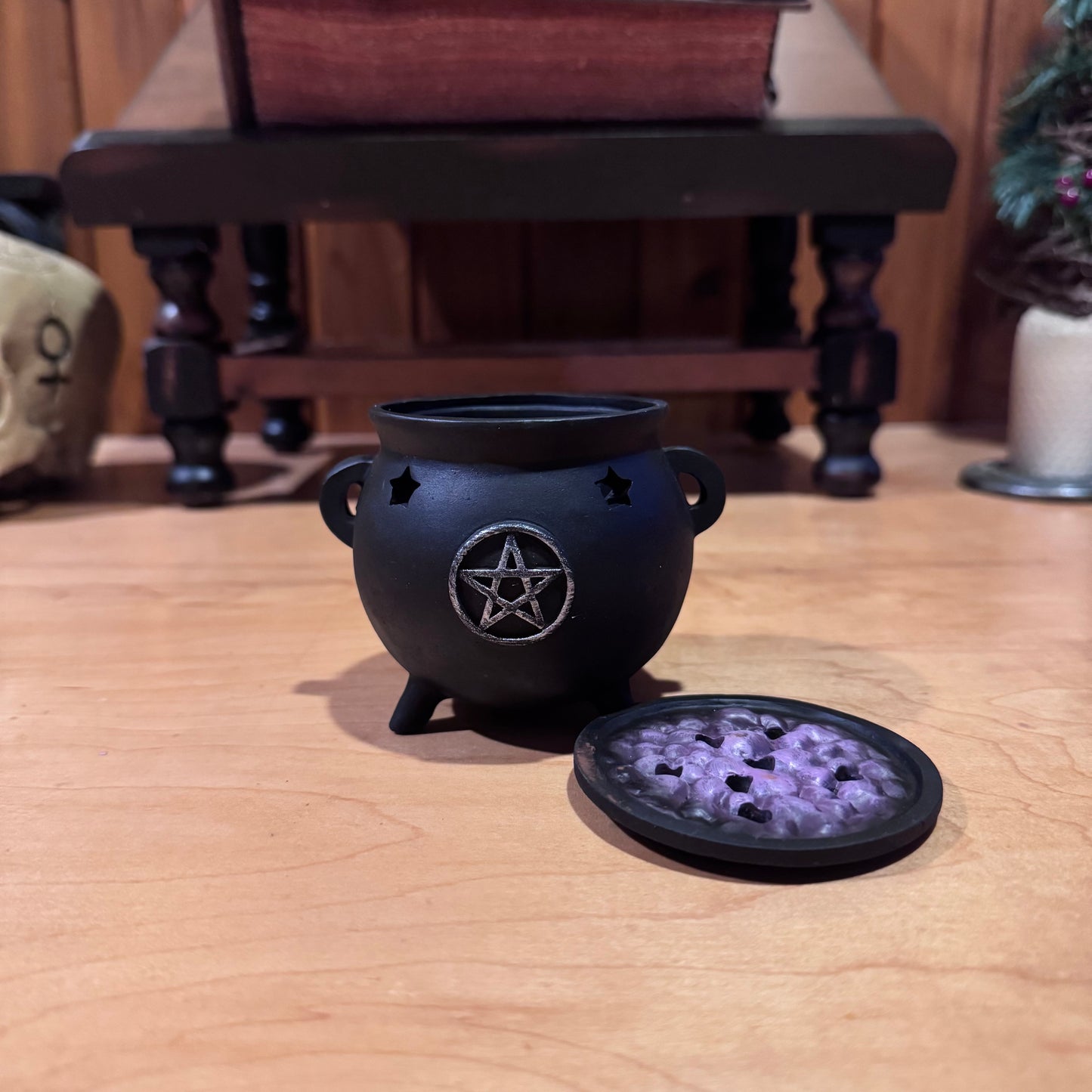 DAMAGED***REDUCED PRICE***Cauldron Incense Burner with Pentagram